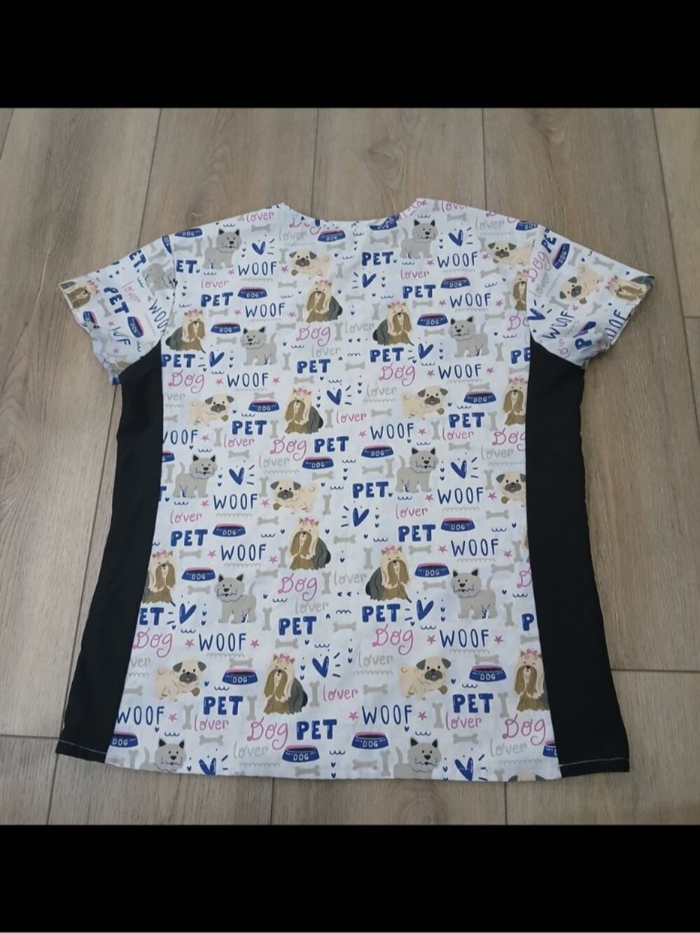 JDM Dog Print Scrub Top Medium Pet Lover V-Neck Nursing Vet Cute Woof Uniform - Picture 10 of 12